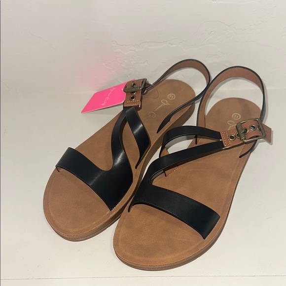 jessica carlyle Shoes - Stellah Black and Brown Sandals with Minimalist Design and Adjustable Straps